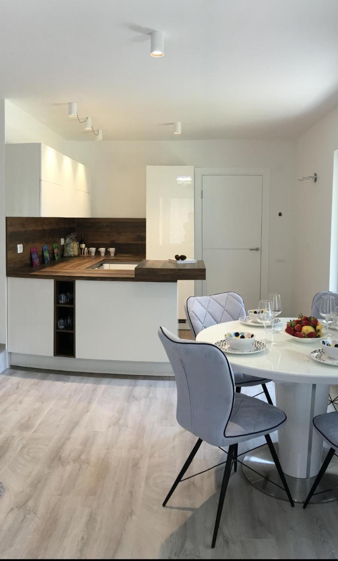Luxury Apartment Near Lake 보히니 외부 사진